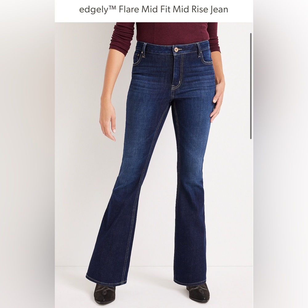 Maurice's dark blue wash flared jeans NWT